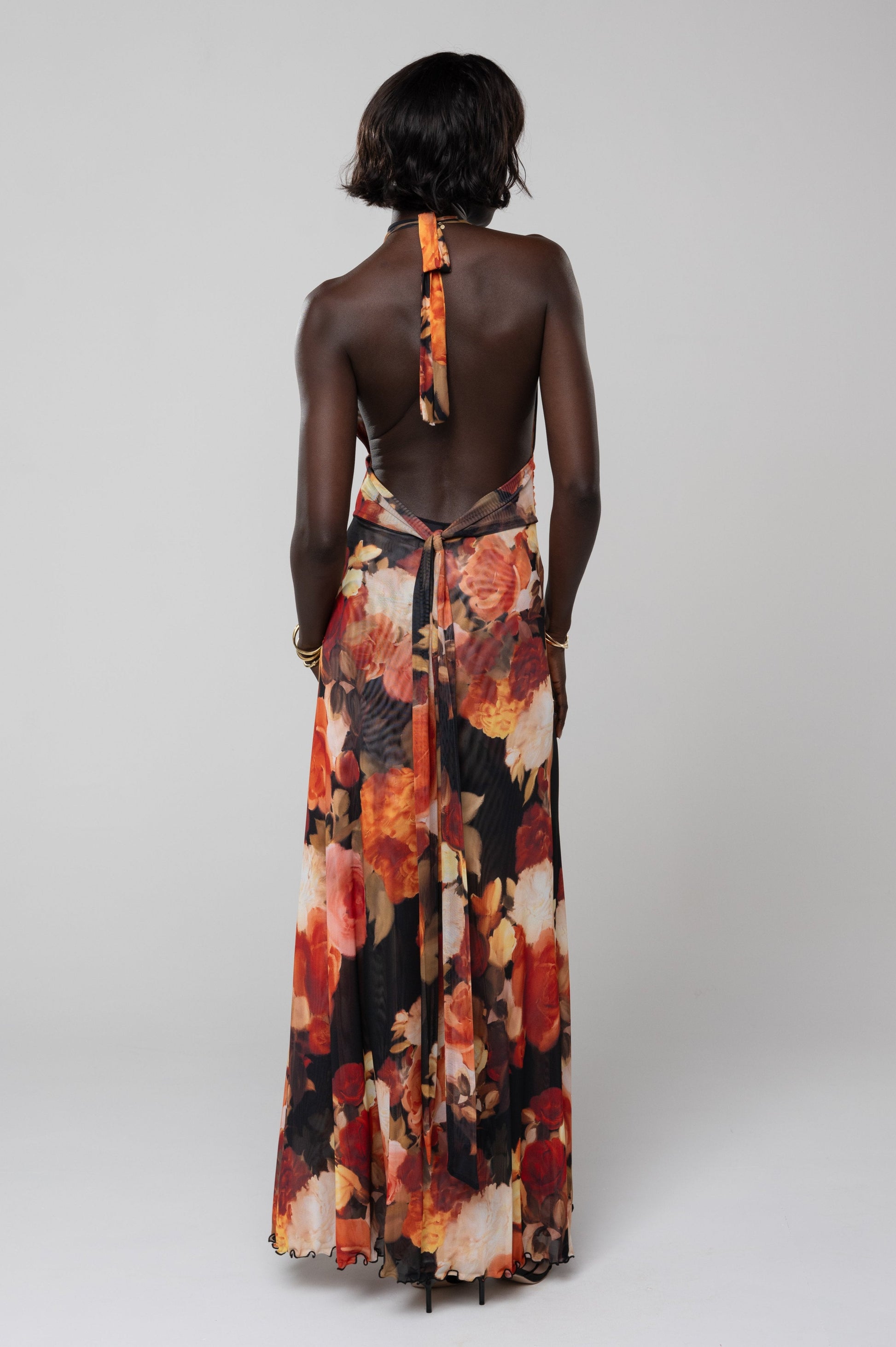 Women's maxi dress with halter