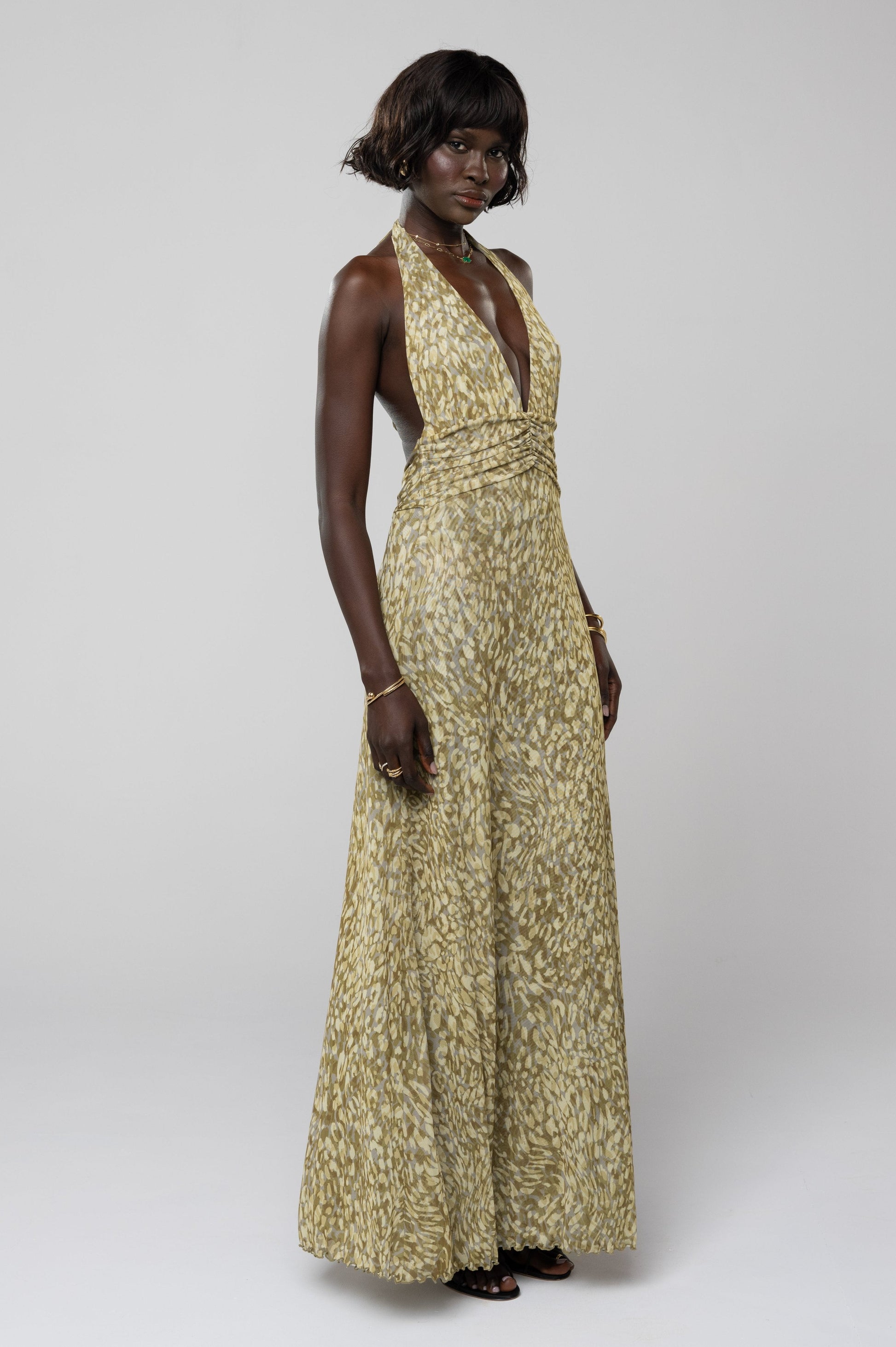 Women's maxi dress with halter