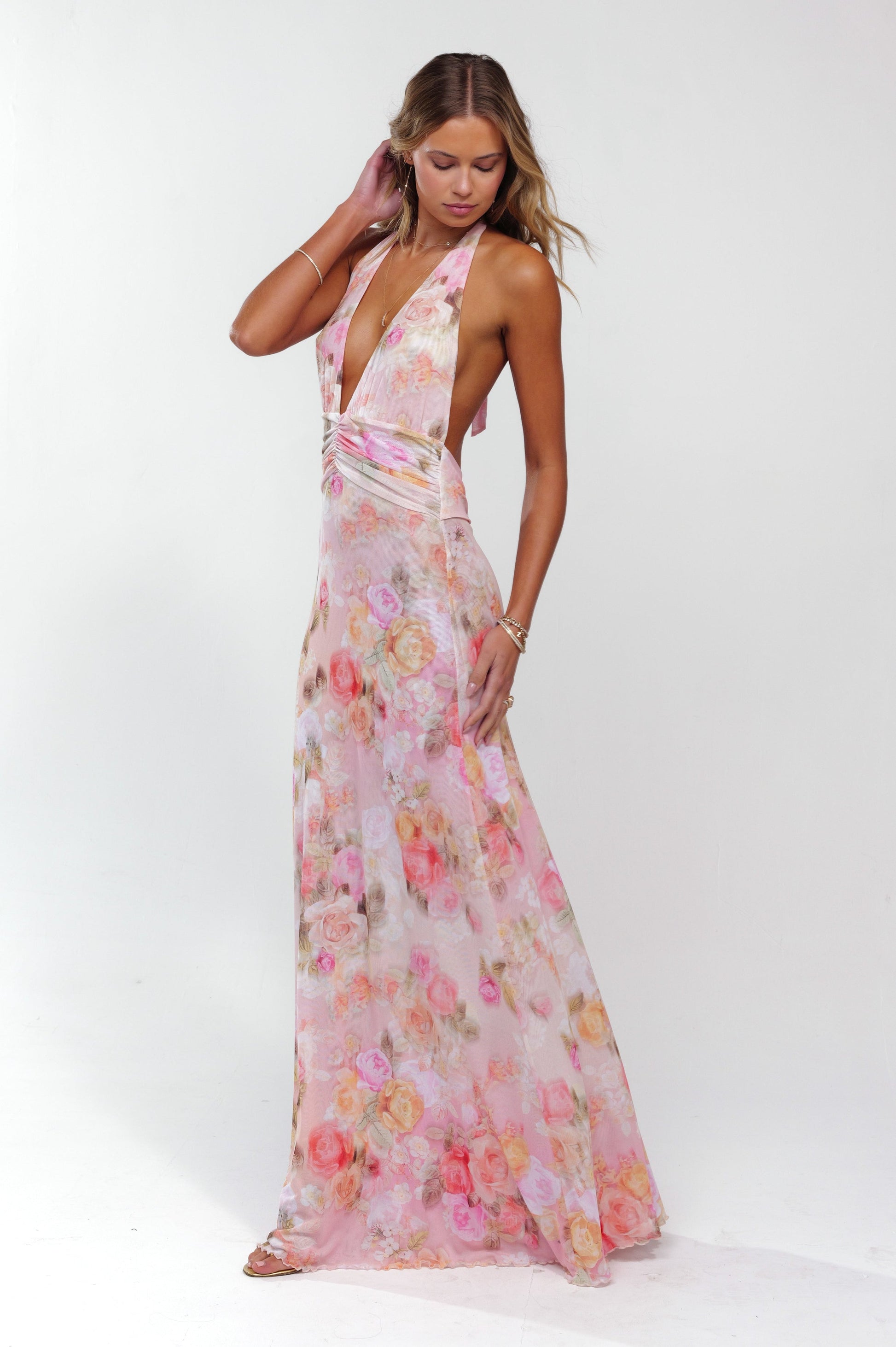 Women's maxi dress with halter