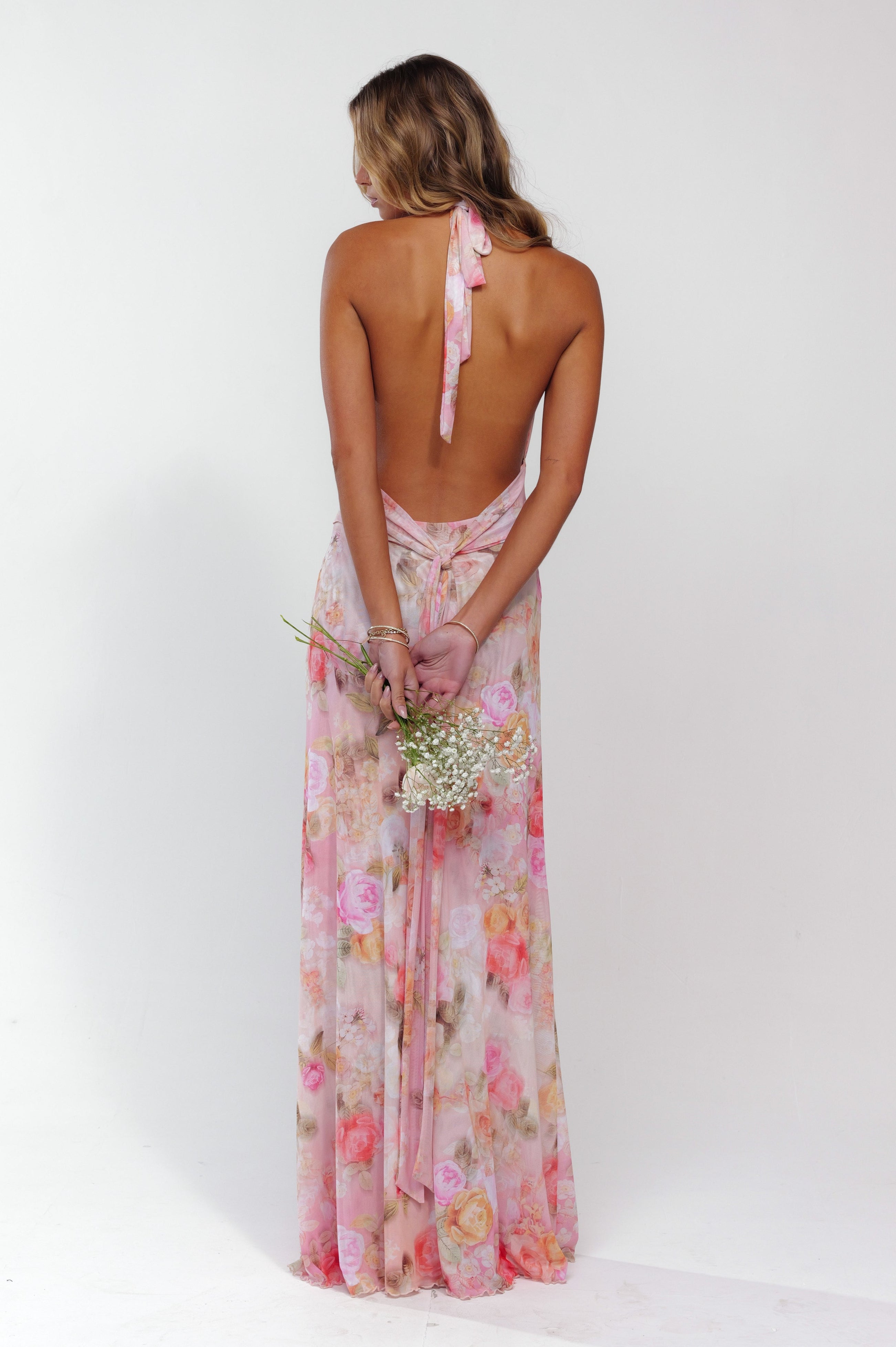 Women's maxi dress with halter