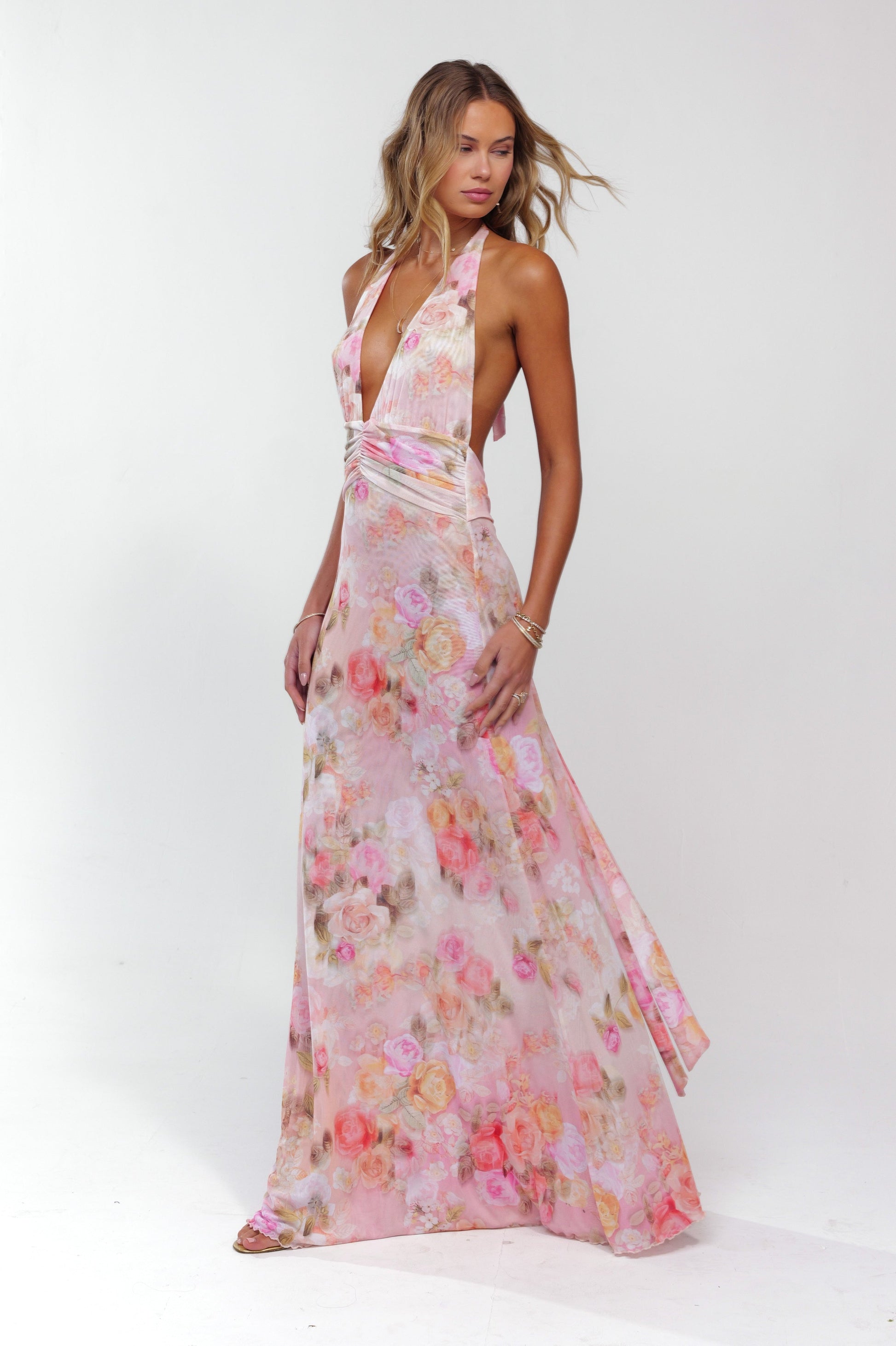 Women's maxi dress with halter